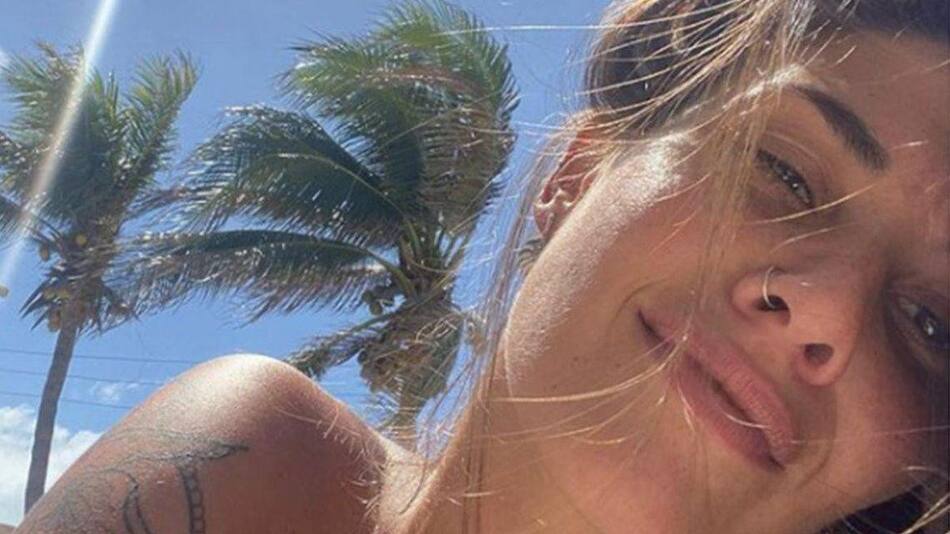 Ivana Nadal lució una micro bikini muy sexy