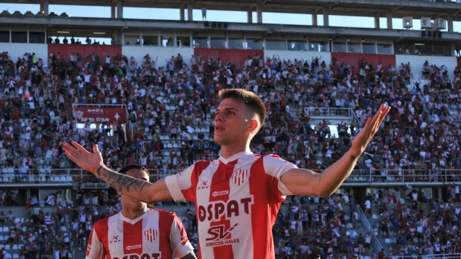 Kevin Zenón; Unión de Santa Fe. Foto: Instagram @kevinzenon.