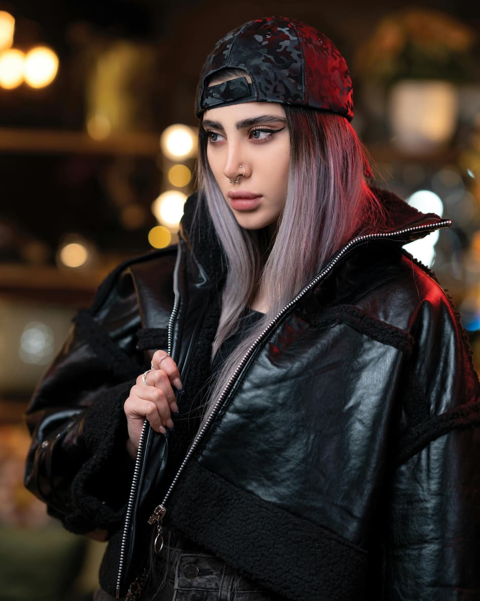 Campera de cuero oversize. Fuente: Pexels