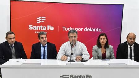 Luego de allanamientos por desvíos de fondos, el Gobierno de Santa Fe intervino la Policía de Rosario