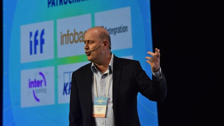 Lo hizo en el 61° Coloquio de IDEA.