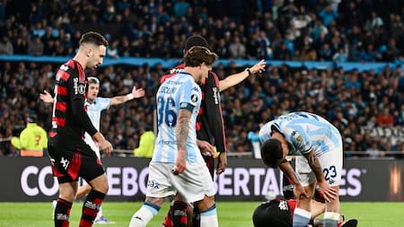 Racing vs. Flamengo en el estadio Presidente Perón, por las semifinales de la Copa Libertadores 2025.
