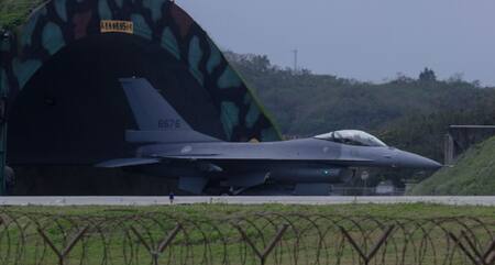 Avión F-16 de la Fuerza Aérea de Taiwan. Foto: NA.