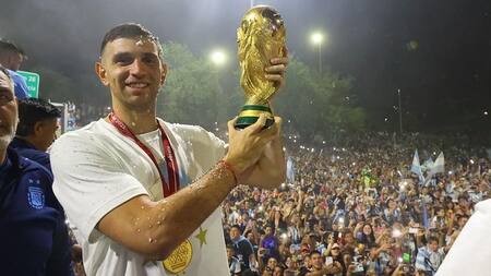 Emiliano "Dibu" Martínez. Foto: Instagram @emi_martinez26.