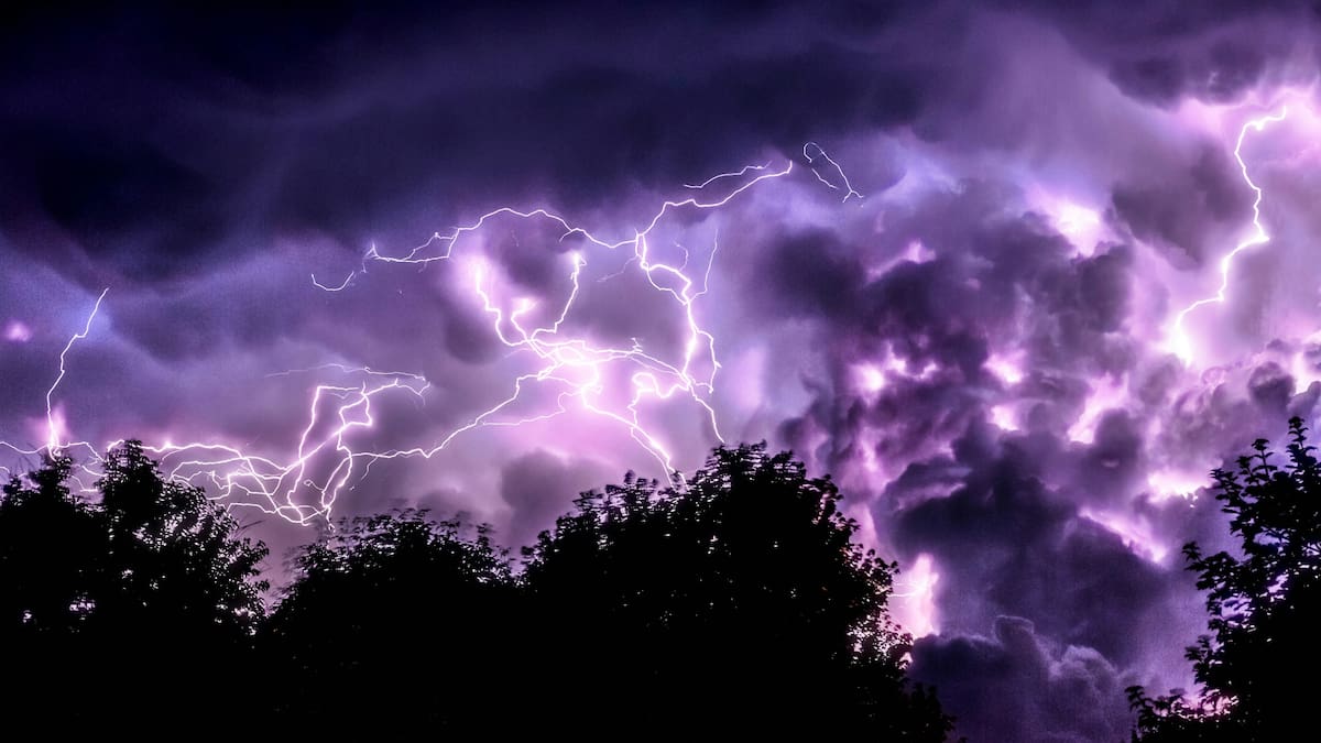 Se viene una tormenta eléctrica en Argentina.