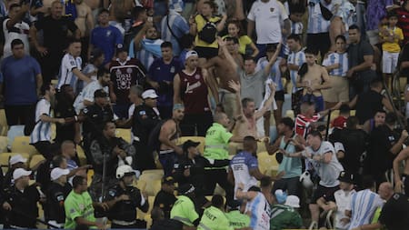 Incidentes en el Brasil - Argentina por Eliminatorias. Foto: EFE.