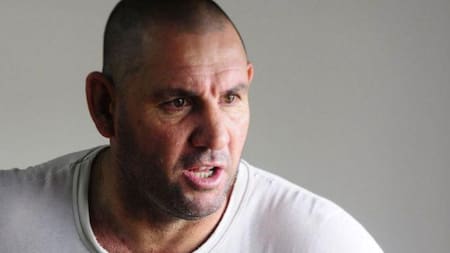 Nueva denuncia contra Mole Moli: habría intentado atropellar a una mujer y un niño