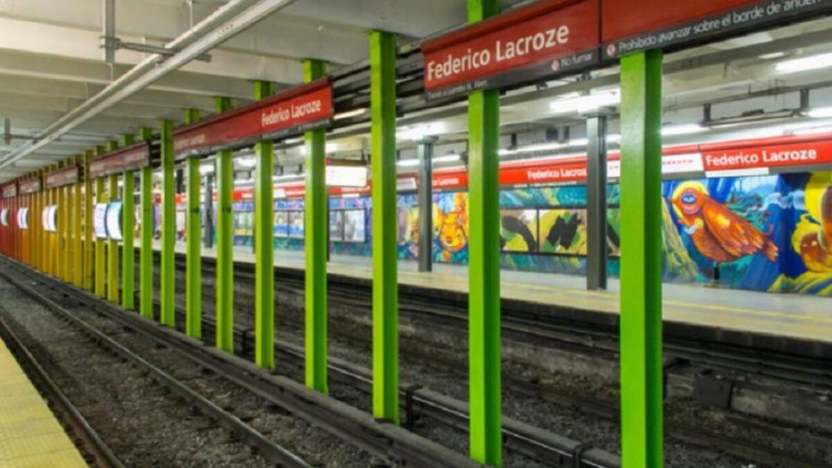 Subte Línea B, Estación Federico Lacroze, NA