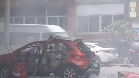 Video, auto explotado