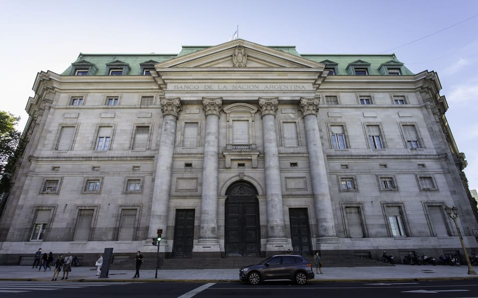 Banco Nación renunció el presidente Daniel Tillard