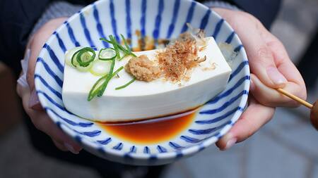 Los beneficios de añadir el tofu en cualquier dieta. Foto: Unsplash.