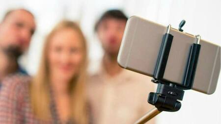 Muere electrocutada por sacarse una selfie