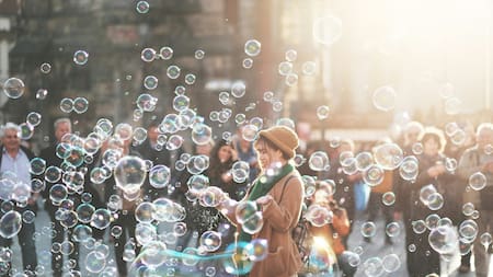 ¿Cuáles son los signos del zodíaco que enamoran con su carisma?. Foto: Unsplash