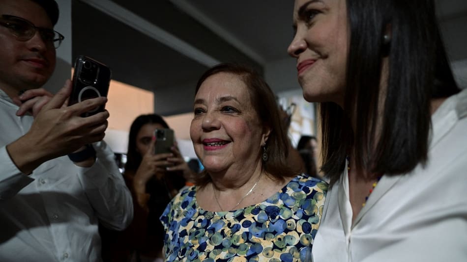 María Corina Machado y Corina Yoris Villasana. Foto: Reuters