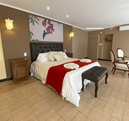 Hotel San Carlos, San Antonio de Areco. Foto Canal26.com