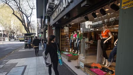 Locales comerciales en la Av. Santa Fe