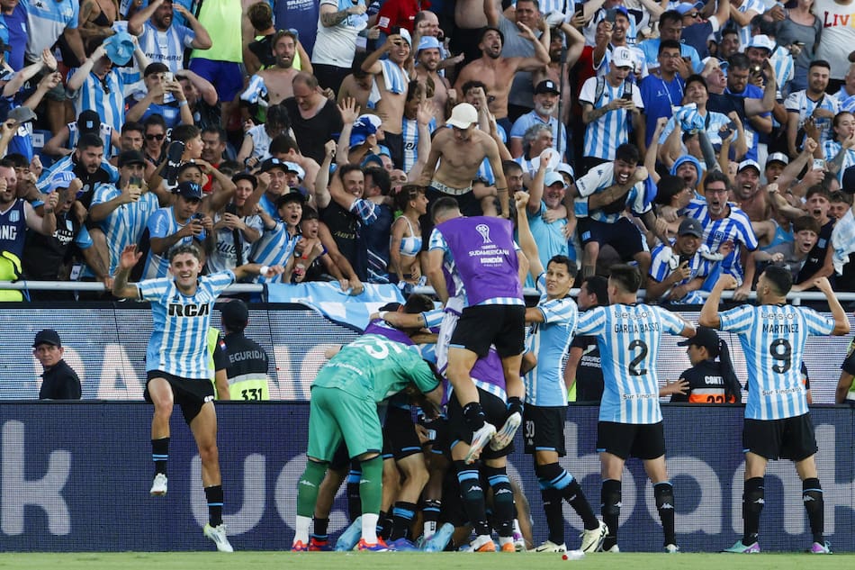 Racing vs Cruzeiro; final Copa Sudamericana. Foto: EFE