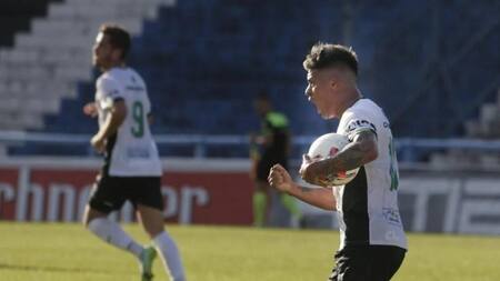 Ferro vs. Almagro. Foto: prensa ferro