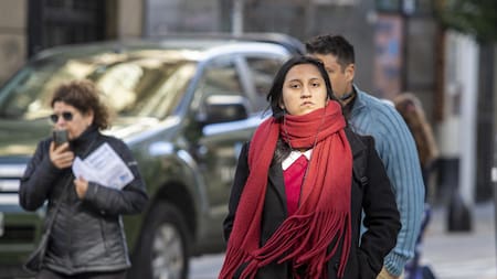 Frío en Buenos Aires. Foto: NA/Damián Dopacio.