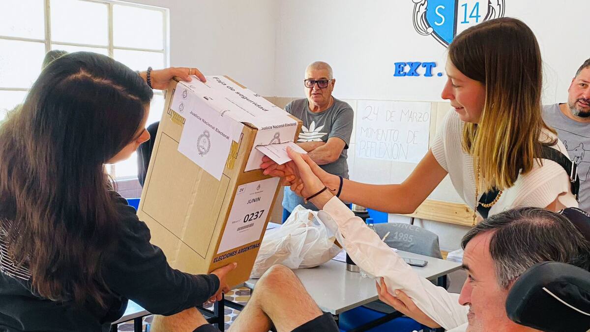 Balotaje 2023: votó Esteban Bullrich. Foto: Télam
