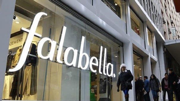 Falabella anunció el cierre de sus locales de Rosario, Unicenter y el centro porteño