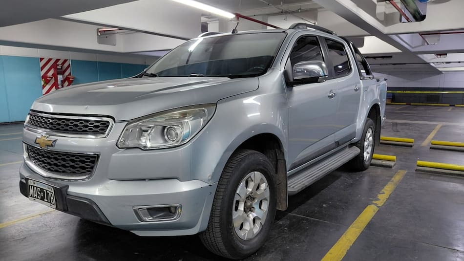 Subastan autos de la Cámara de Diputados.