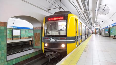 Línea C - Política