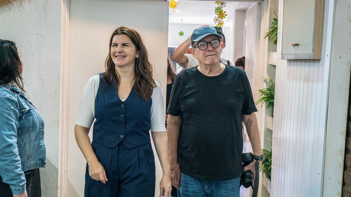 Mariel Fernández recibió a Silvio Rodríguez en Moreno.