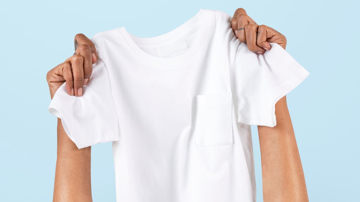 Lavar ropa blanca con limón