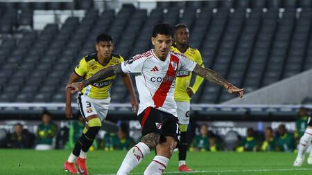 River no pasó del cero contra Barcelona de Ecuador en casa. Foto: Reuters/Agustín Marcarian.