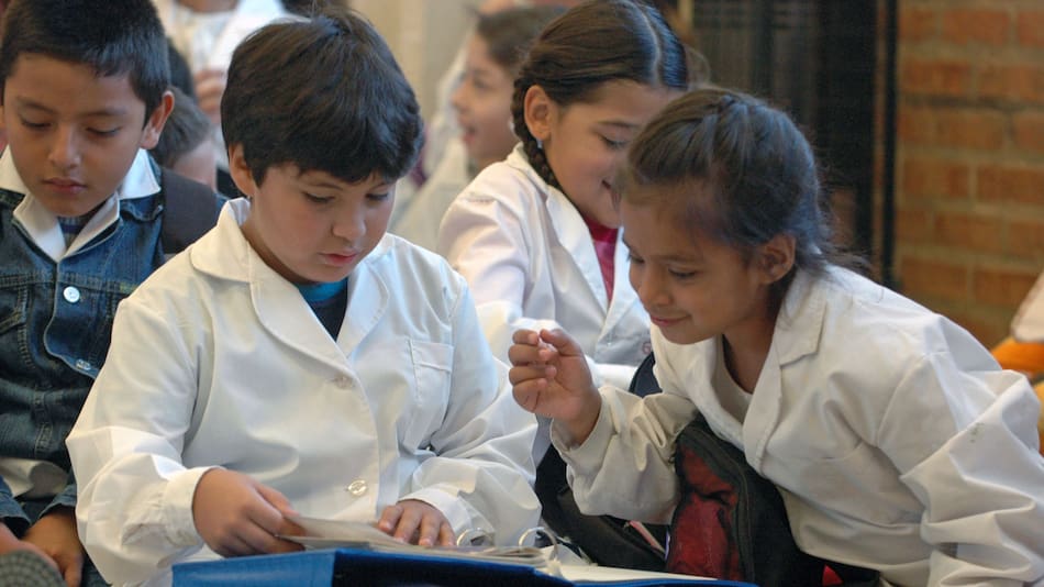 Vacaciones de invierno; colegio; escuela; alumnos.
