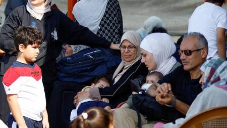 Desplazamiento de palestinos en Gaza. Foto: Reuters.