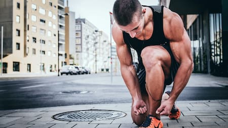 Cuál es la temperatura justa del agua para lavar la ropa deportiva sin arruinarla y extender su vida útil