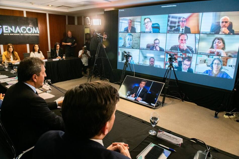Sergio Massa, Gobierno, WiFi, Enacom, NA