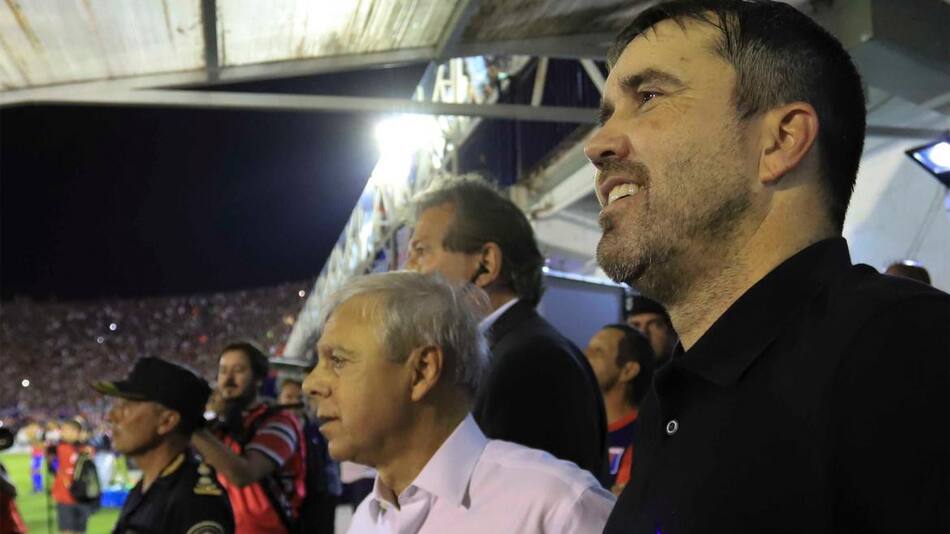 Racing, campeón de la Superliga, Coudet, NA