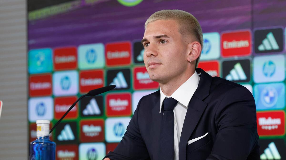 Presentación de Franco Mastantuono en el Real Madrid.