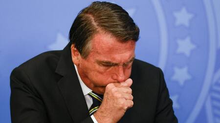 Jair Bolsonaro en conferencia tras la sanción de una corte de justicia regional, Reuters