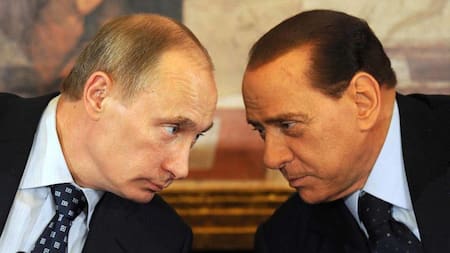 Vladimir Putin y Silvio Berlusconi, Reuters