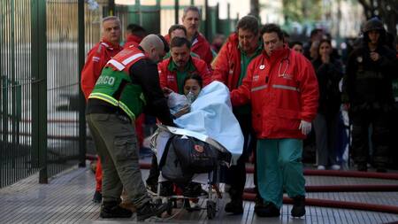 Evacuación en la UBA de Odontología. Foto: Télam.