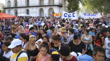 Marcha en Plaza de Mayo (NA)