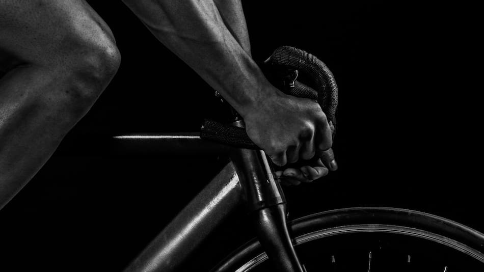 Bicicleta fija. Foto: Unsplash.