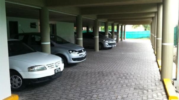 Cuánto cuesta alquilar una cochera en Mar del Plata: precios según el barrio y los servicios