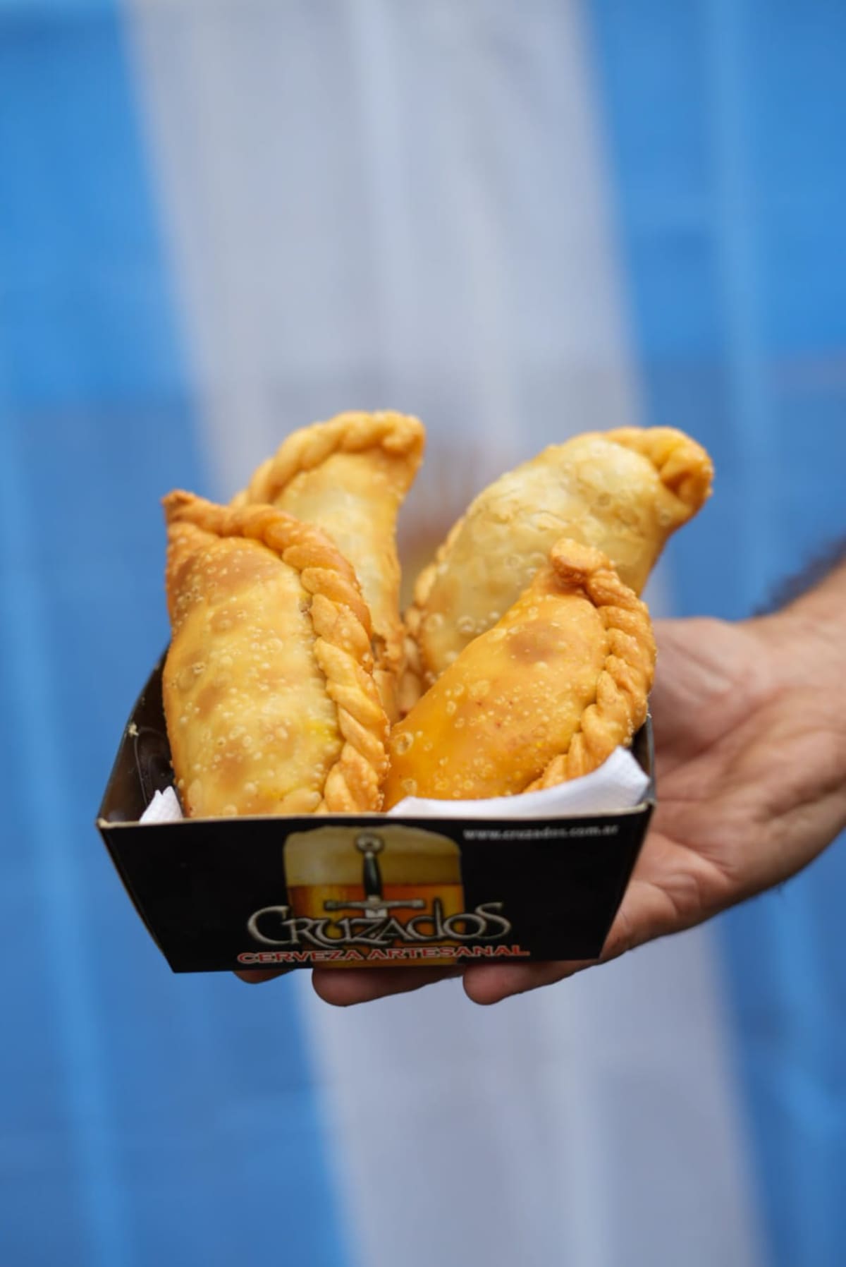 Platos tradicionales en una feria a cielo abierto