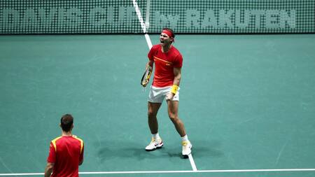 Festejo de Nadal y Granollers en la serie de Copa Davis ante Argentina, REUTERS