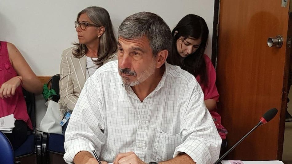Roberto Carlos Salvarezza, Twitter