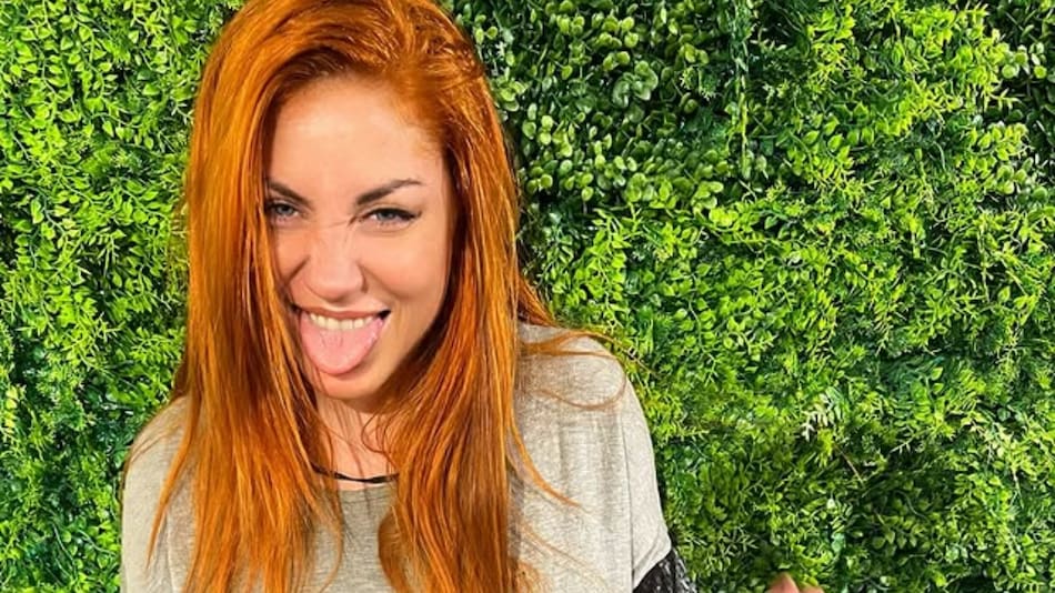 Lourdes Fernández, Bandana.