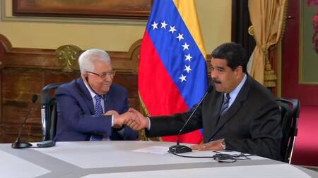Nicolás Maduro y Mahmoud Abbas. Foto: Reuters.
