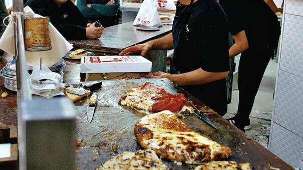 Un horno que no se apaga y la favorita de Carlos Gardel: las 10 pizzerías de CABA que serán reconocidas con una nueva distinción