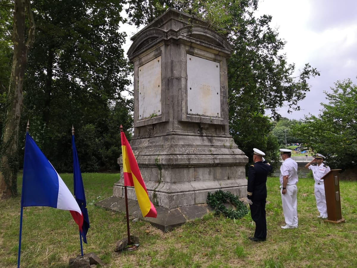 Ceremonia de traspaso de la Isla de los Faisanes. Foto: El Diario Vasco.