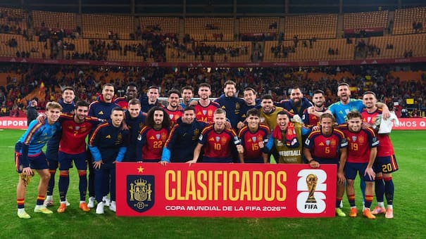 Antes de la Finalissima: España busca nacionalizar a un delantero que participó de la Selección Argentina